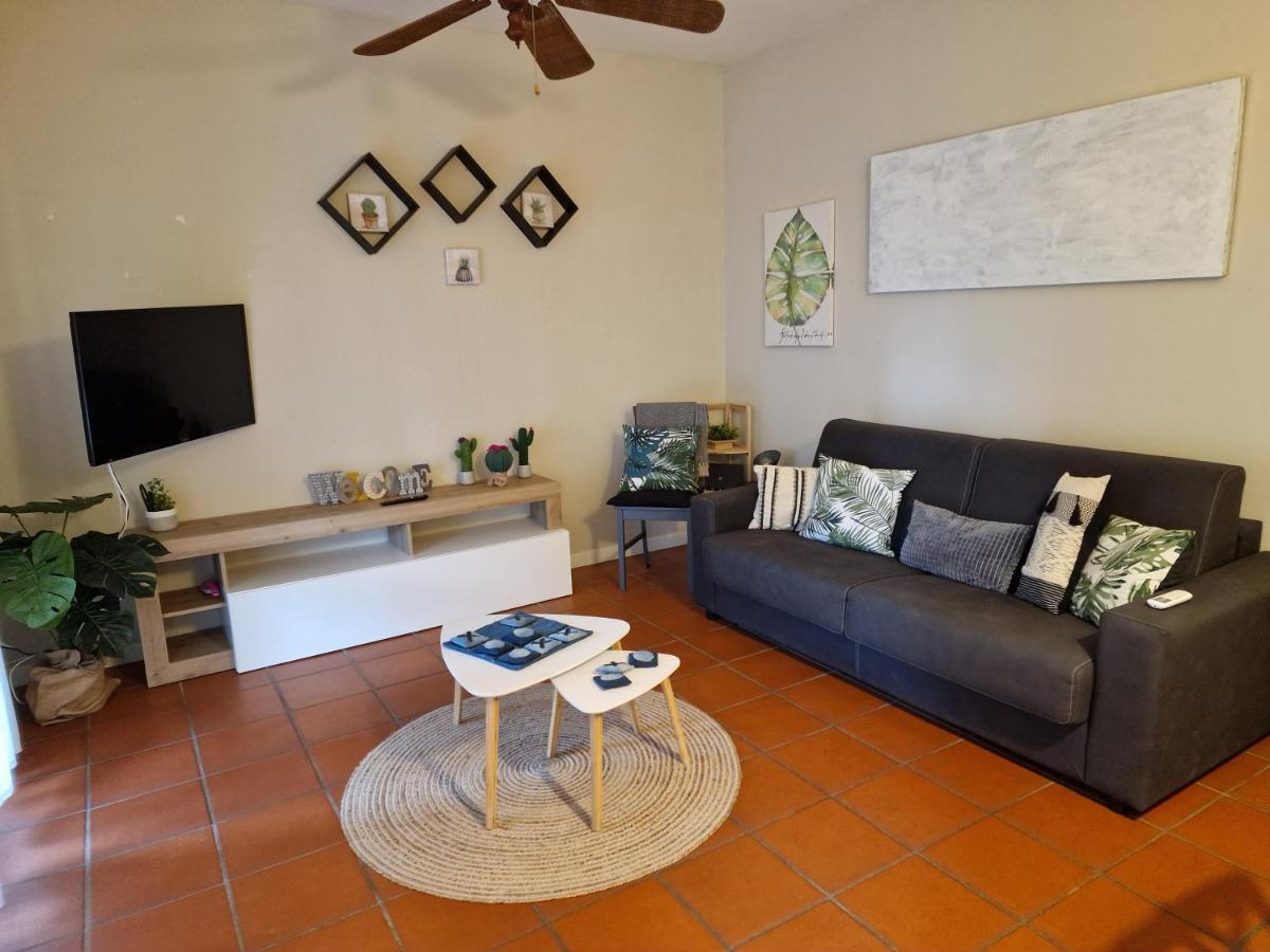 Le Panchette _ Pool & Bike Apartment Salionze Bagian luar foto